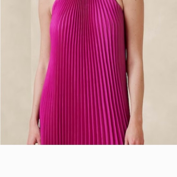 Banana Republic NWT raspberry pleated dress - Picture 11 of 11